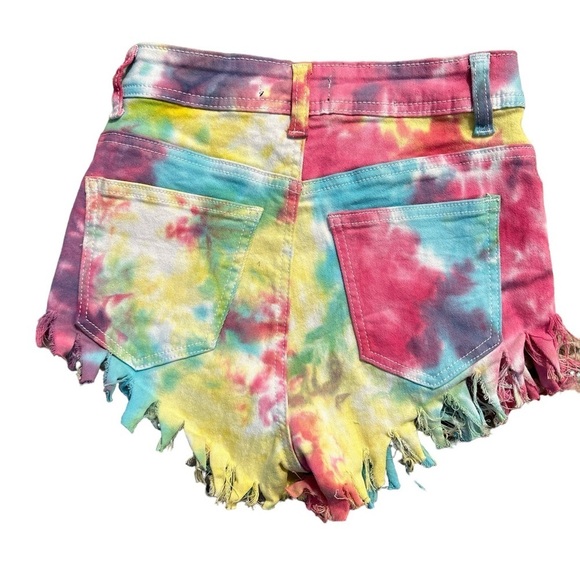 JC & JQ Tie Dye Rainbow Fringed Shorts Junior Small Distressed 5‎ pocket - Picture 2 of 5